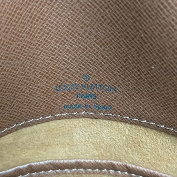 Authentic Louis Vuitton Musette Salsa - Picture 6 of 10